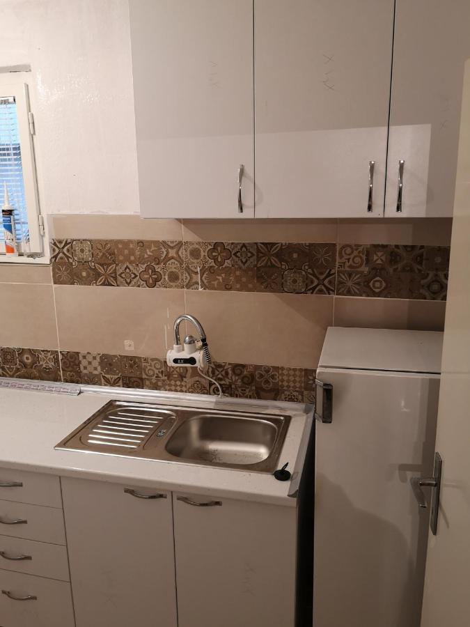 White Night Hotel Skopje Ngoại thất bức ảnh